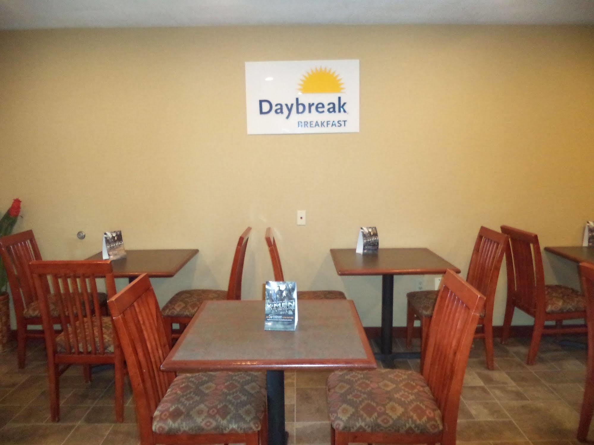 Days Inn By Wyndham Maumee/Toledo Exterior foto