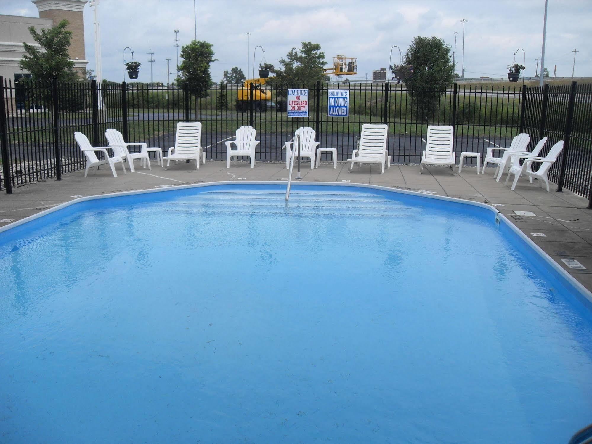 Days Inn By Wyndham Maumee/Toledo Exterior foto